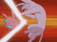 Corsola usando golpe cabeza.
