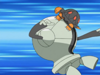 Torkoal de Ash usando Golpe de Cuerpo/Golpe Cuerpo.