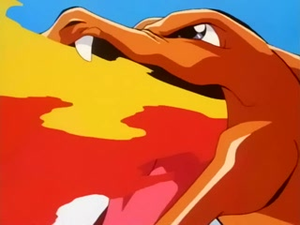 Charizard de Ash usando lanzallamas.