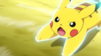 Pikachu usando ataque rápido contra el Bunnelby de Clemont/Lem.