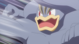 Machamp usando puño bala.