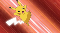 Raichu de Lectro usando cola férrea (cuando era un Pikachu).