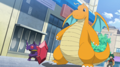 Ult junto a Mega-Sableye y Dragonite.