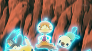...para salvar a los Pokémon de Ash e Iris de caer por un precipicio.