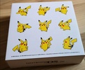 Fondo de la caja de Pokémon Daisuki Club edición Pikachu