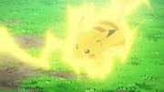 EP1034 Pikachu de Ash usando rayo.png