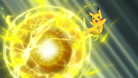 Pikachu de Ash usando bola voltio/electrobola.