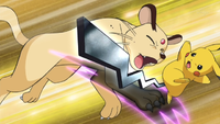 Pikachu de Ash usando cola férrea/cola de hierro.
