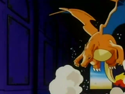 EP162 Charizard rompe cristal.png