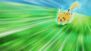 EP1143 Pikachu usando ataque rápido.png