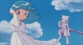 Amber y Mewtwo.