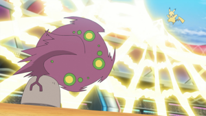 Pikachu de Ash usando electrotela.