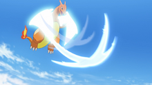 Charizard de Friede usando Corte Aéreo/Tajo Aéreo.