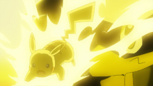 Pikachu de Ash usando rayo.
