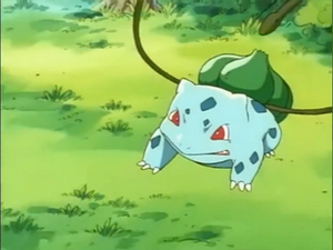 Bulbasaur de Ash usando Látigo Cepa.