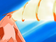 Blaziken usando sofoco.