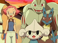 Machoke junto con los otros Pokémon de Maylene/Brega.