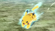 EP1124 Pikachu usando ataque rápido.png