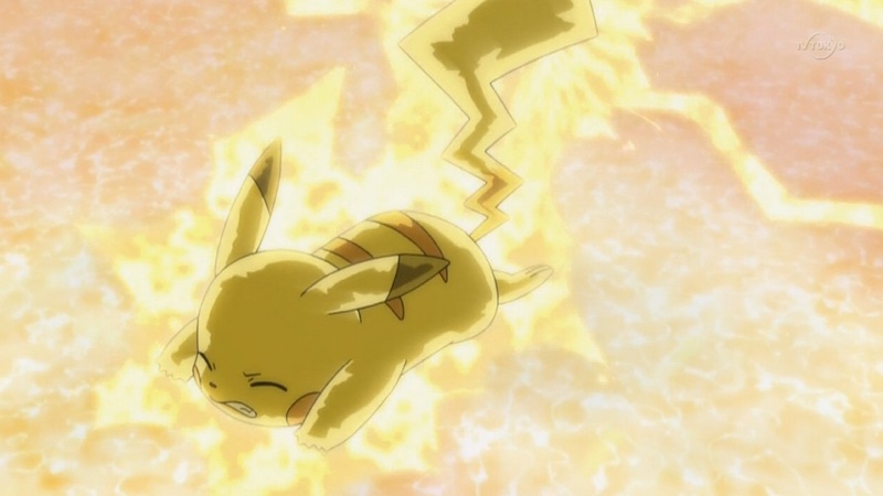 Archivo:EP661 Pikachu sufriaendo por rayo de zekrom.jpg