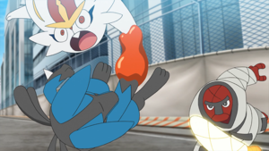 Throh del Equipo Rocket/Team Rocket (anime) usando Tiro Vital.