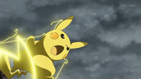 Pikachu de Ash usando rayo.