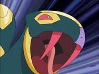 Seviper usando Mordisco.