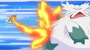 Chimchar de Ash usando lanzallamas.