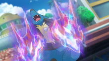 Lucario de Kukui usando pulso dragón.