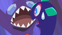 Pagogo se asusta cuando Sableye intenta comerle.