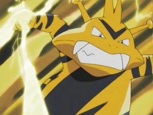 Electabuzz usando Golpe Trueno/Puño Trueno.