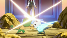 Oshawott usando concha filo.