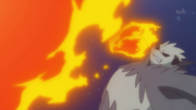 EP958 Pangoro usando puño fuego.png