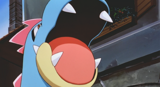 Croconaw usando mordisco.