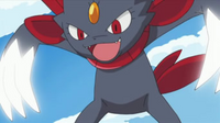 Weavile usando garra metal.