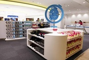 Área de venta del Pokémon GO Lab.jpg