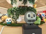 Escultura de Rowlet del Pokémon Center Mega Tokyo
