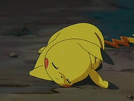 Pikachu resulta gravemente herido en el duro combate que tiene contra Spiritomb.